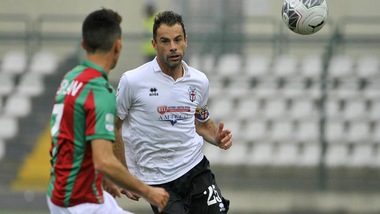 Serie B Pro Vercelli, capitan Scaglia lascia il calcio