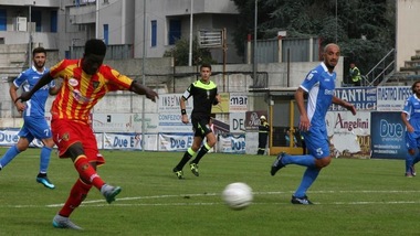 Calciomercato Lecce, l'ex Torino Diop alla Juve Stabia