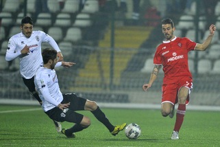 Calciomercato Genoa, idea Spinazzola. Per l'attacco Floro Flores