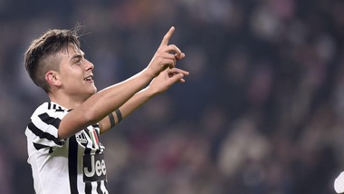 Calciomercato, Zamparini: «Per Dybala il Napoli mi offrì 25 milioni e Jorginho»