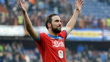Serie A Napoli, Higuain in forma: Grassi inizia il recupero