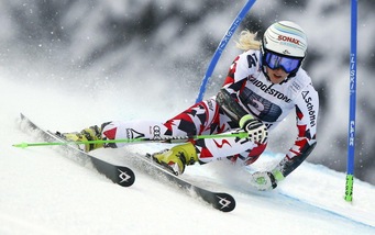 Sci Cdm, gigante donne Maribor: Brem domina, Brignone cade