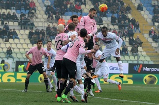 Serie A: Carpi-Palermo 1-1, il rigore di Mancosu e l'incornata di Gilardino