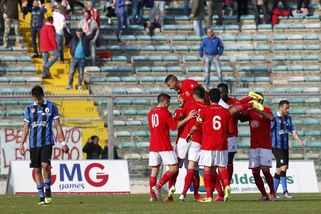 Lega Pro, il Pisa sconfitto: Siena, basta Yamga