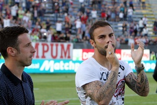 Calciomercato, l'Avellino riporta Pisano in Italia