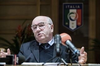 Figc: Tavecchio con Infantino per la corsa alla presidenza Fifa