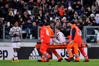 Juventus, Caceres sarà operato al tendine d'Achille