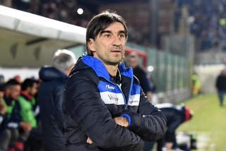 Serie B Juric: «Crotone, non perdere il treno per la A»