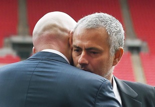 Calciomercato, Mourinho va al Manchester United: bye bye Inter