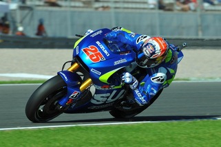 MotoGp: Viñales primo in Qatar, Rossi ottavo