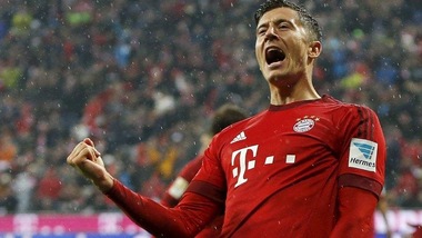 L'agente di Lewandowski ammette: «C'è qualcosa col Real Madrid»