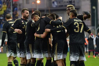 Serie A, Frosinone-Juventus 0-2: Cuadrado e Dybala portano avanti i bianconeri