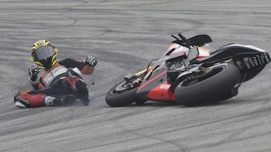 MotoGp LCR, Cecchinello: «Servono gomme più robuste»