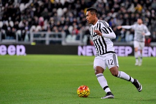 Calciomercato Juventus, Alex Sandro decisivo: ora i conti tornano