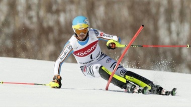 Sci, Neureuther si aggiudica lo slalom in Giappone