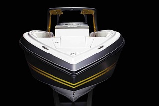 Mercedes-AMG GT3: “motoscafo” da 160 km/h e 1 milione di dollari