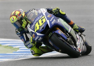 MotoGp Yamaha, Rossi: «Più difficile il rapporto con Lorenzo e Marquez»