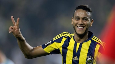 Europa League, Fenerbahçe-Lokomotiv Mosca 2-0: doppietta micidiale di Souza