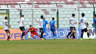 Lega Pro, Messina-Paganese: Stracuzzi caccia il suo portiere. L'ombra delle scommesse