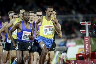 Atletica, Souleiman: battuto il record mondiale sui 1000 indoor