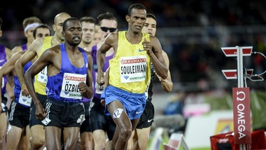 Atletica, Souleiman: battuto il record mondiale sui 1000 indoor