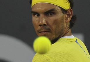 Tennis, Nadal: «La Sharapova deve pagare»