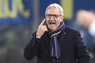 Serie A Verona, Delneri: «Derby, vinciamolo sul campo»