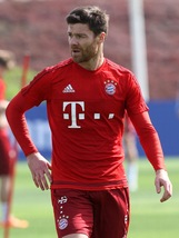 Juventus-Bayern, Guardiola pensa a Xabi Alonso al centro della difesa