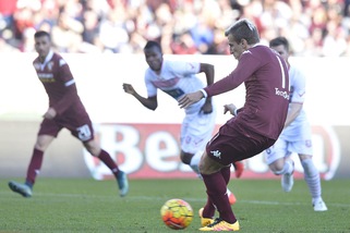 Torino-Carpi 0-0, Maxi Lopez sbaglia dal dischetto