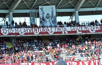 Torino, i tifosi a Ventura: «L'avventura è finita!»