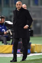 Roma, Spalletti: «Totti merita rispetto, ma anche i suoi compagni»