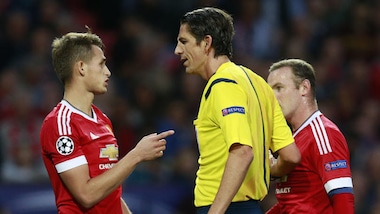 Europa League gli arbitri. Lazio-Bezborodov. Napoli-Aytekin. Fiorentina-Hategan