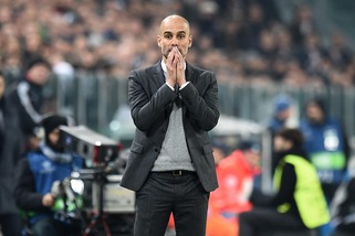 Champions League: Pep, vuoi anche i cartellini? Sì, ha arbitrato Guardiola