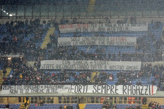 San Siro, striscioni della Curva Sud: pro Milan, contro Galliani