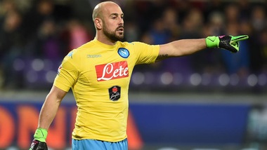 Napoli, la carica di Reina: «Scudetto ancora possibile»