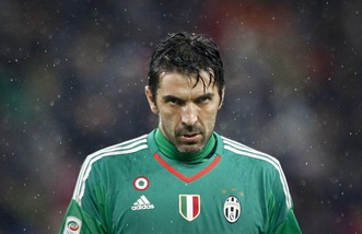 Serie A, i bookmaker credono al record di Buffon