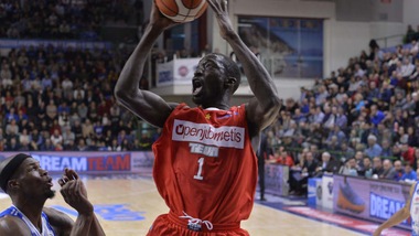 Basket Serie A, Faye positivo alla cannabis