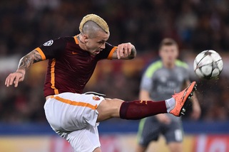 Serie A Roma, Pjanic-Nainggolan si allenano in gruppo