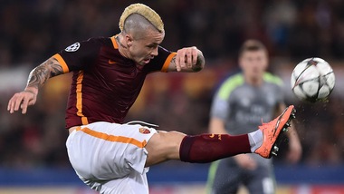 Serie A Roma, Pjanic-Nainggolan si allenano in gruppo