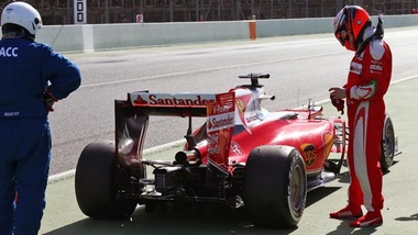 F1, Ferrari prova sistema Halo a Barcellona