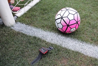Uefa, sì alla 'goal-line technology' nelle finali di Champions e Europa League