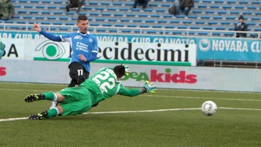 Serie B: il Novara cala il poker, il Crotone sorpassa il Cagliari