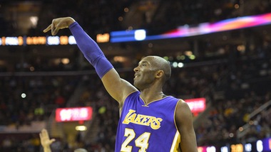 NBA, Bryant batte Curry!