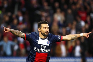 Calcio: Lavezzi, 66 mila dollari per 30 minuti di gioco