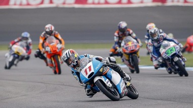 Moto3, Loi davanti a tutti, Bulega davanti a Fenati