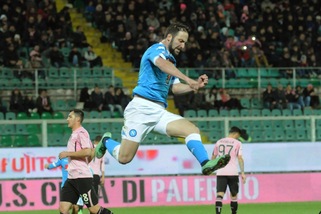 Palermo-Napoli 0-1, vittoria firmata Higuain