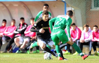 Viareggio 2016: Juventus-Deportivo Camioneros 2-0, le immagini del match