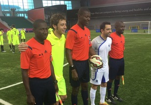 MotoGp: Rossi-Xavi, partita a calcio in Qatar