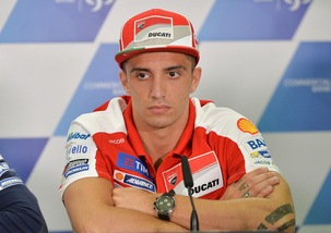 MotoGp Ducati, Iannone: «Serve qualcosa per essere più veloci»