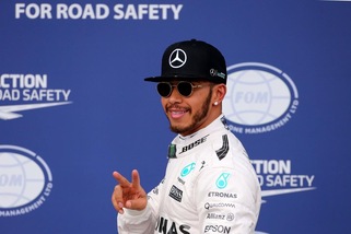 GP Australia, pole "sexy" e qualifiche di m...